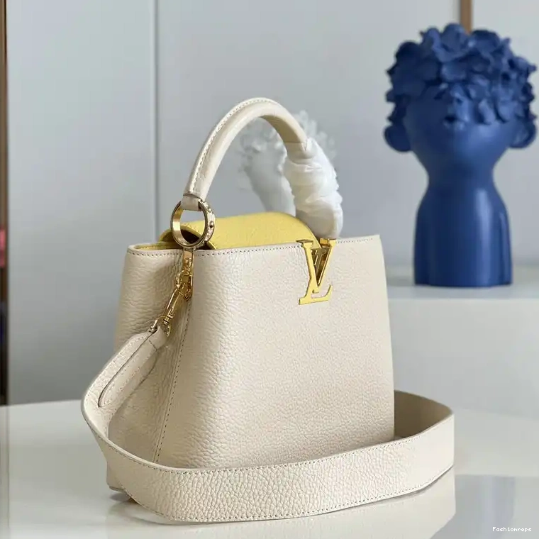 Fashionrepsfam ru 2206YA0006 LV Bag 0527